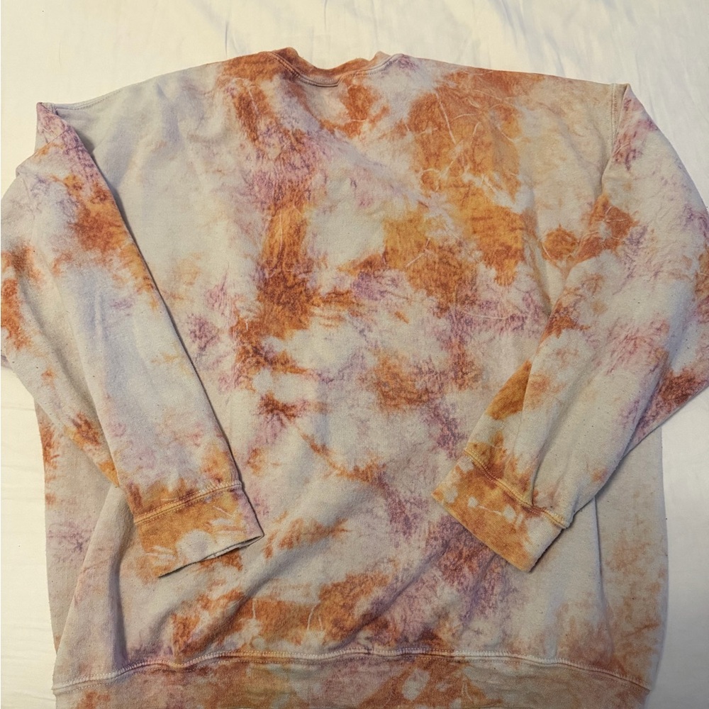 URBAN OUTFITTERS SWEATSHIRT